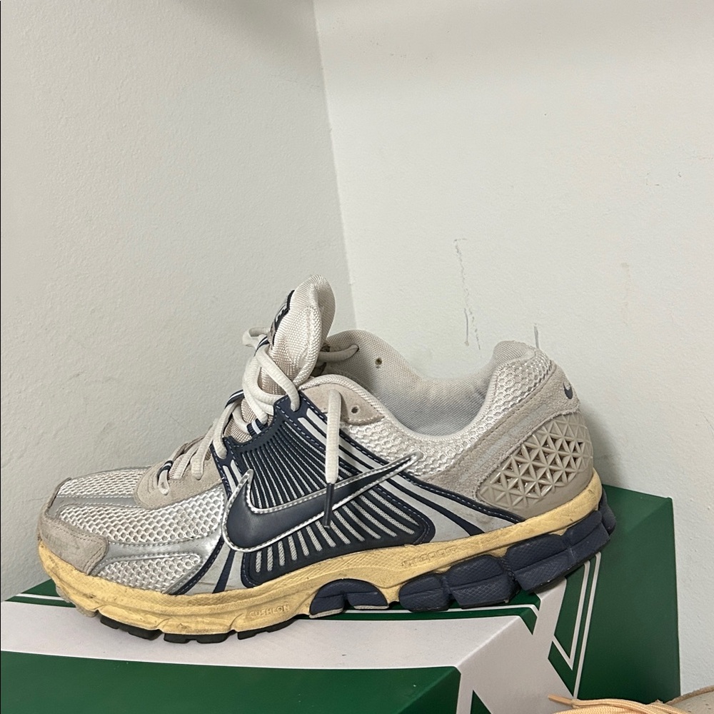 Nike Athletic Shoes in Navy and Beige